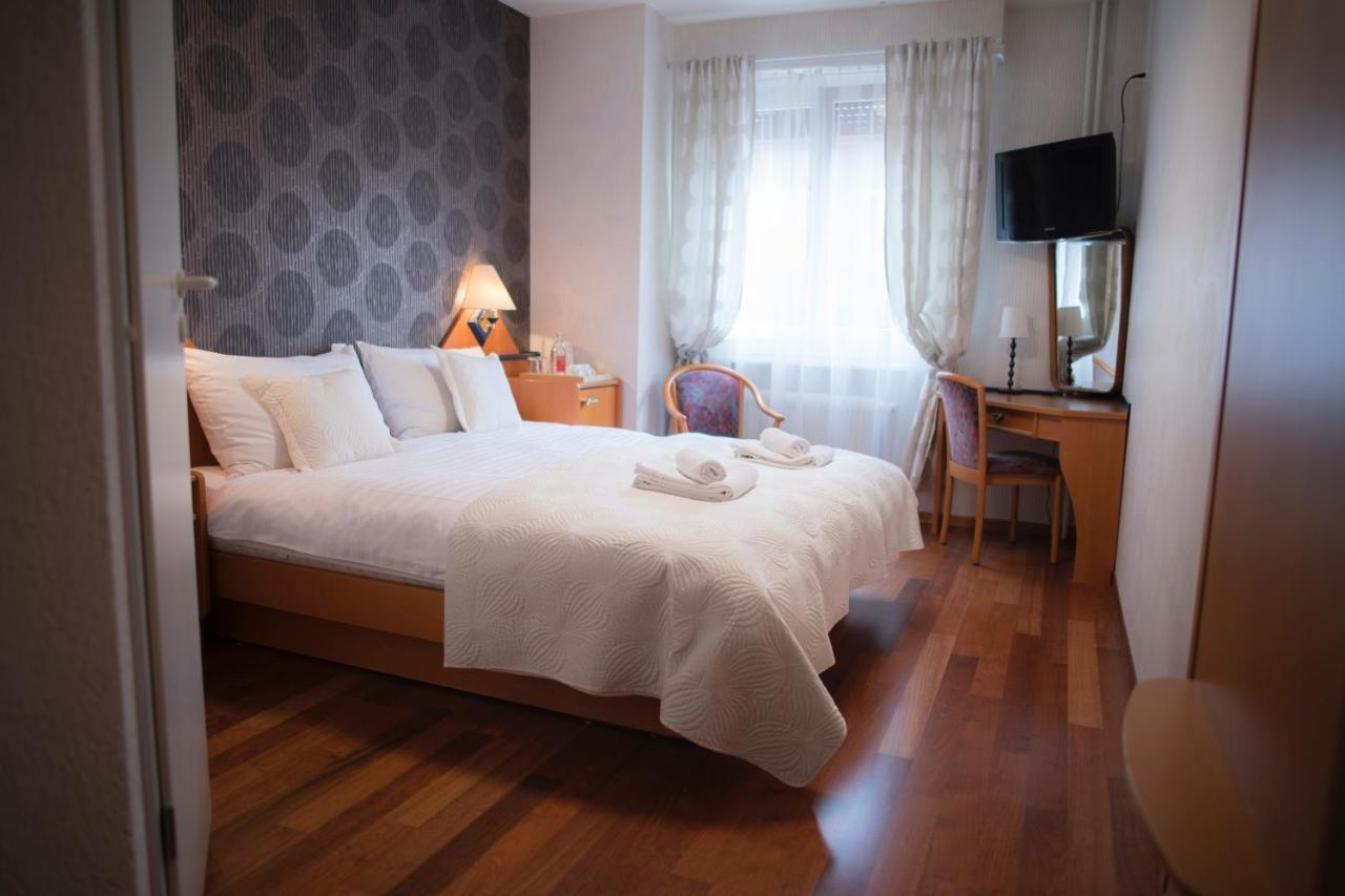 Hotel Regina Лозанна Экстерьер фото