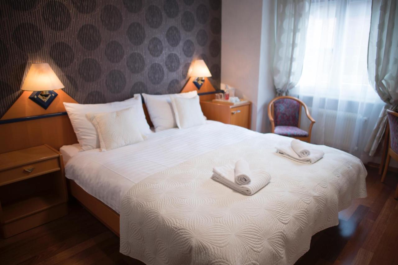 Hotel Regina Лозанна Экстерьер фото